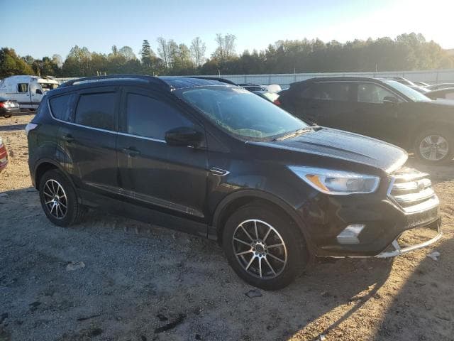 2018 FORD ESCAPE SE 4