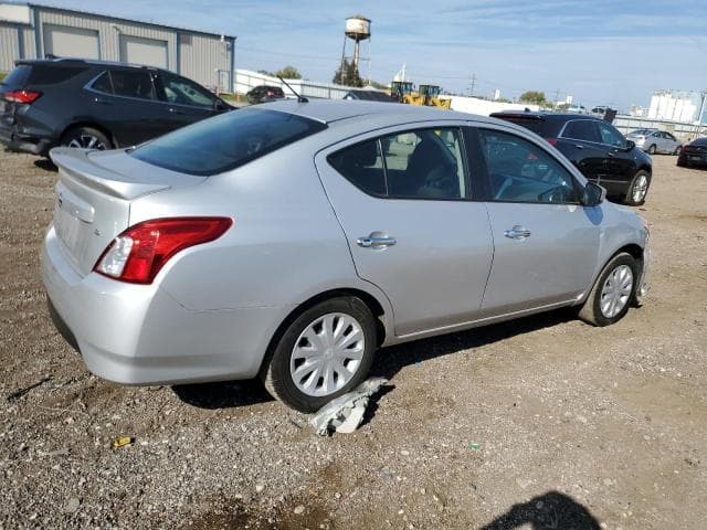 2017 NISSAN VERSA S 3