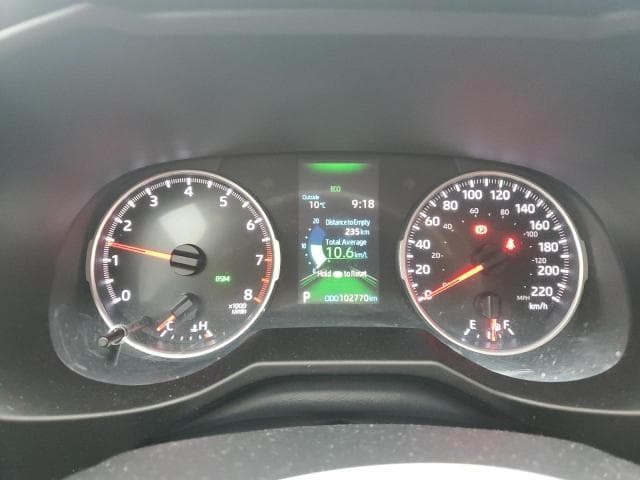 2019 TOYOTA RAV4 LE 9