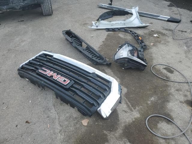 2024 GMC SIERRA K2500 HEAVY DUTY 12