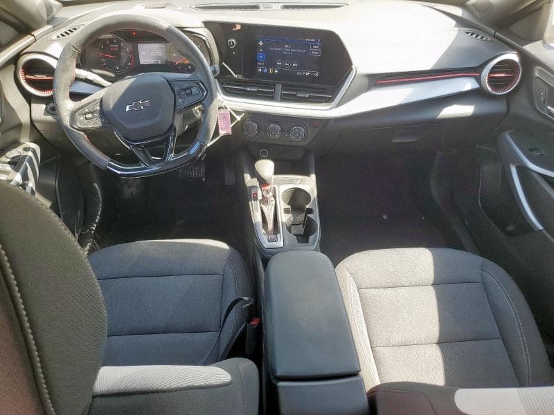 2025 CHEVROLET TRAX 1RS 8