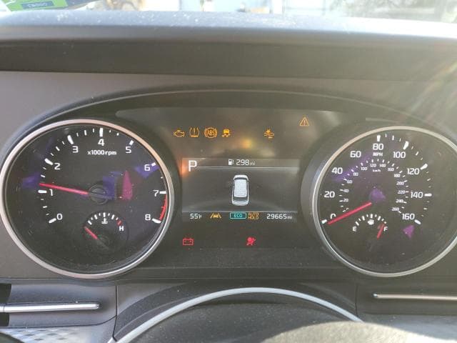2024 KIA CARNIVAL LX 9