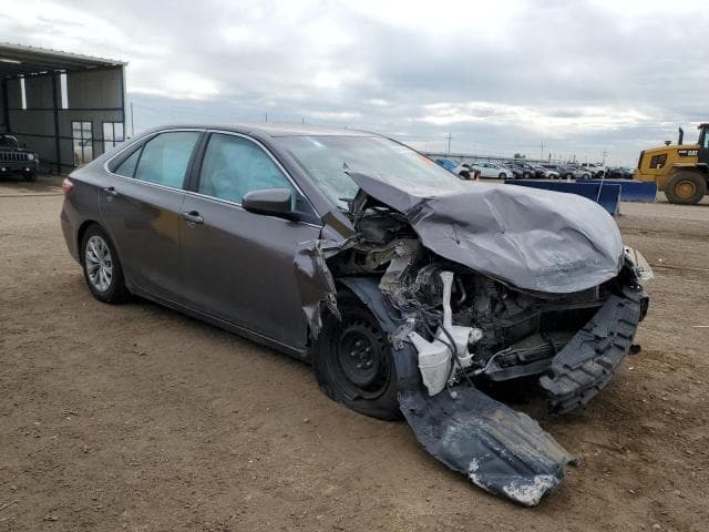 2017 TOYOTA CAMRY LE 4