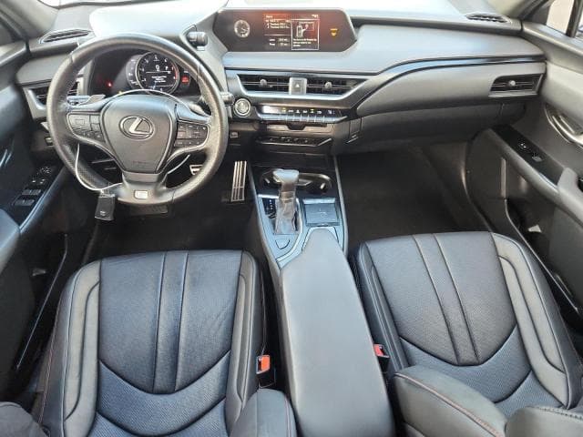 2019 LEXUS UX 200 8