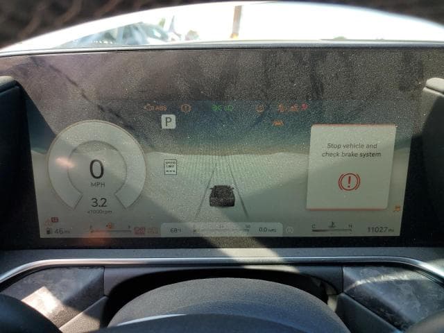 2024 GENESIS G90 9
