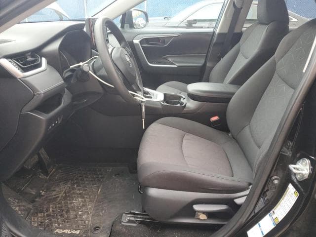 2019 TOYOTA RAV4 LE 7