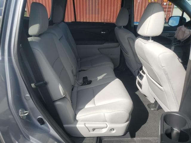 2021 HONDA PILOT SE 11