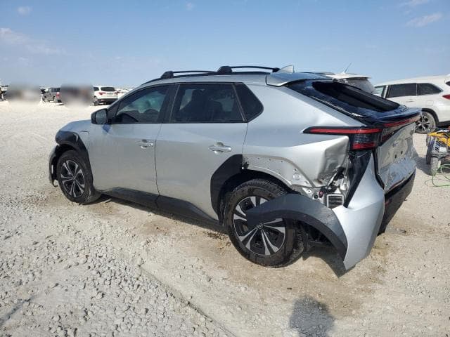 2024 TOYOTA BZ4X XLE 2