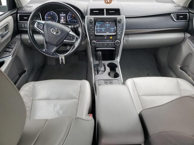 2017 TOYOTA CAMRY LE LE 8