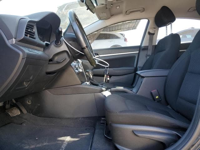 2020 HYUNDAI ELANTRA SEL 7