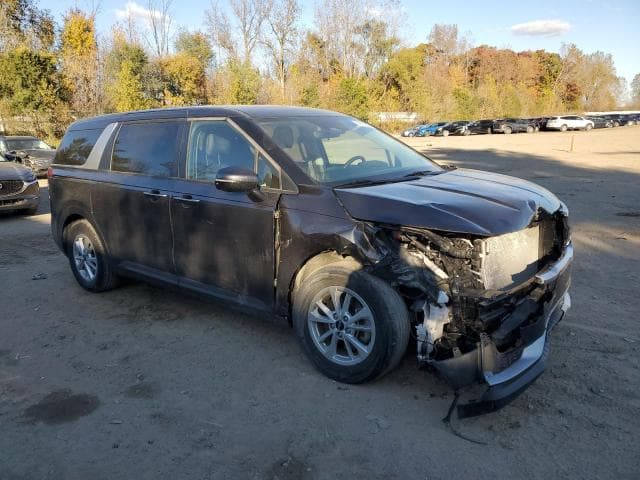 2024 KIA CARNIVAL LX 4