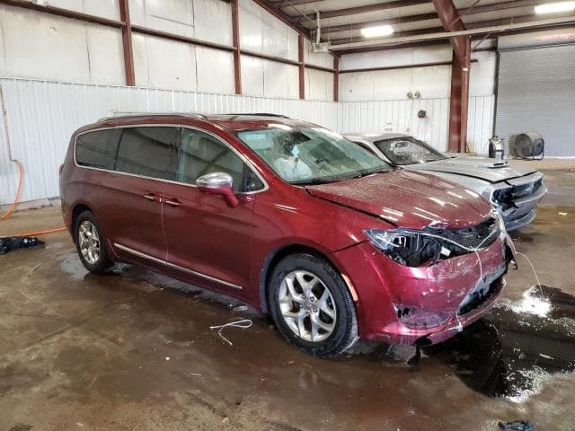 2017 CHRYSLER PACIFICA LIMITED 4