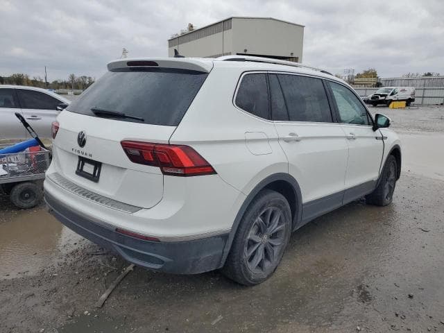 2022 VOLKSWAGEN TIGUAN SE 3
