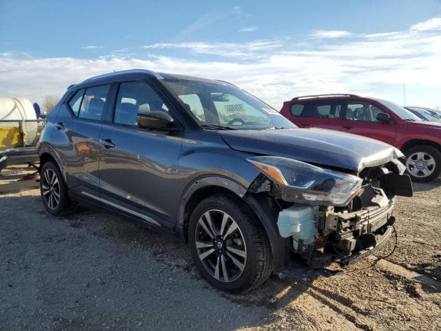 2018 NISSAN KICKS SR 4