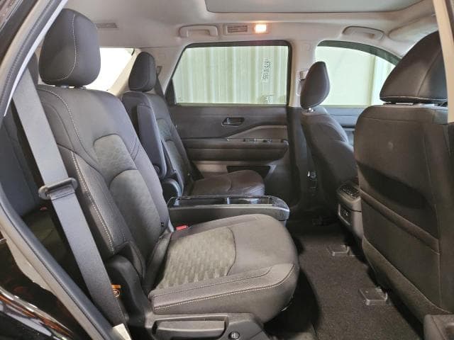 2024 NISSAN PATHFINDER SV 11