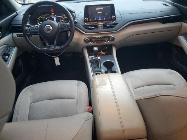 2019 NISSAN ALTIMA SV 8