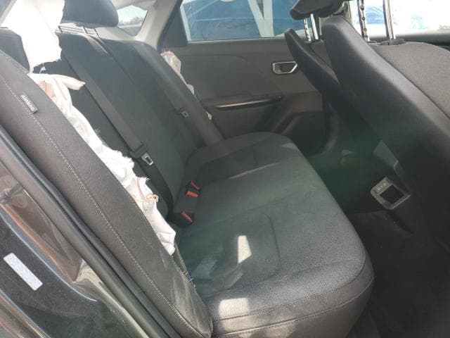 2025 KIA K4 LX 10