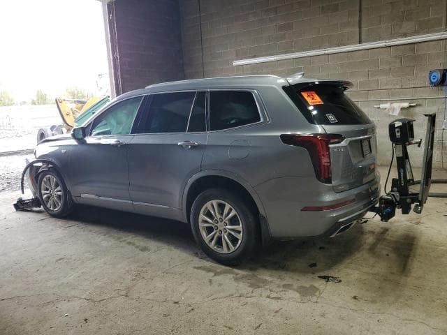 2022 CADILLAC XT6 LUXURY 2