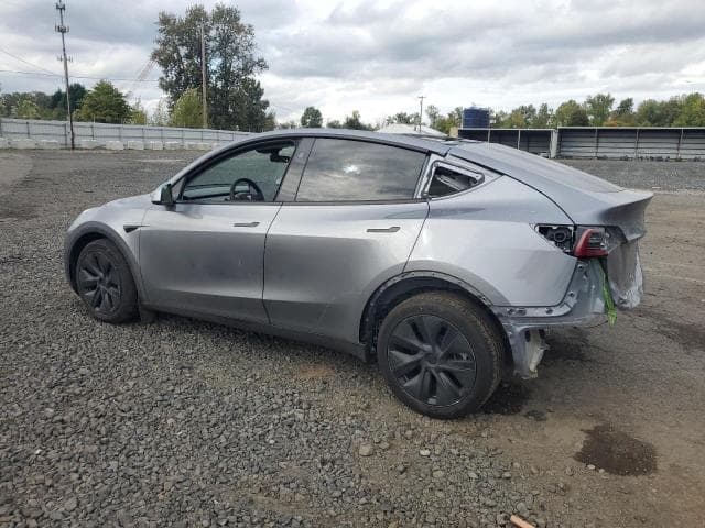 2024 TESLA MODEL Y 2