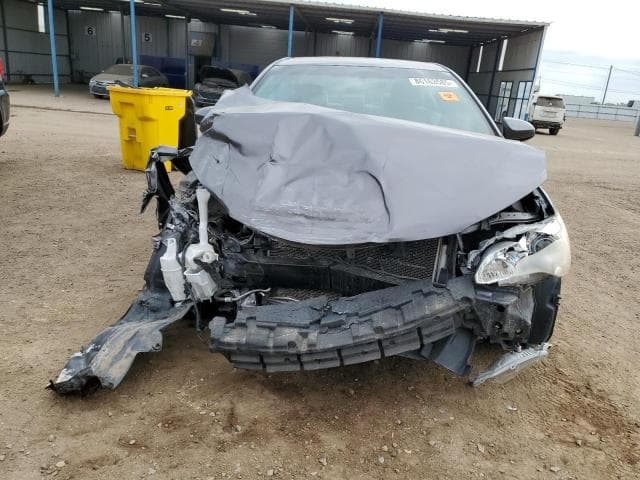 2017 TOYOTA CAMRY LE 5