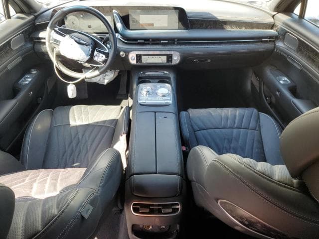 2024 GENESIS G90 8
