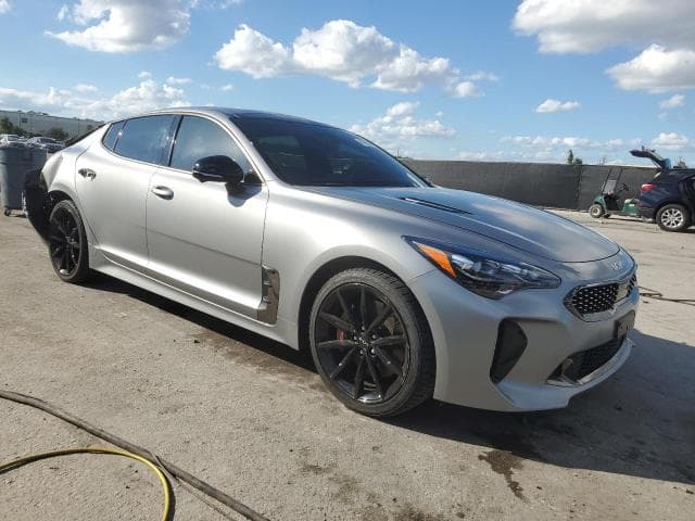 2023 KIA STINGER GT2 4