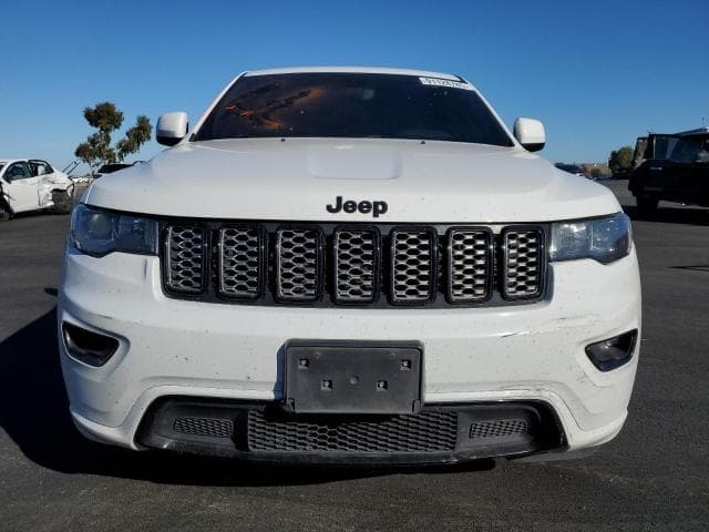2020 JEEP GRAND CHEROKEE LAREDO 5
