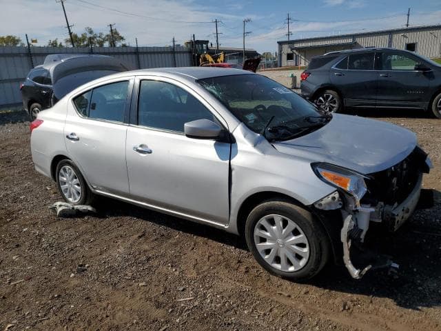 2017 NISSAN VERSA S 4