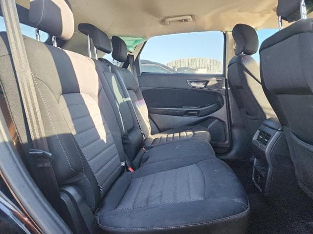 2018 FORD EDGE SE 10