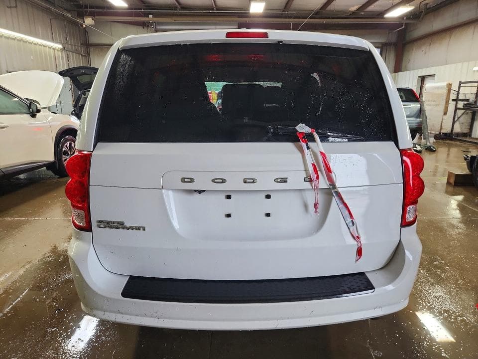2017 DODGE GRAND CARAVAN SE 6