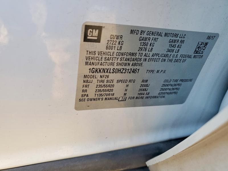 2017 GMC ACADIA DENALI 13