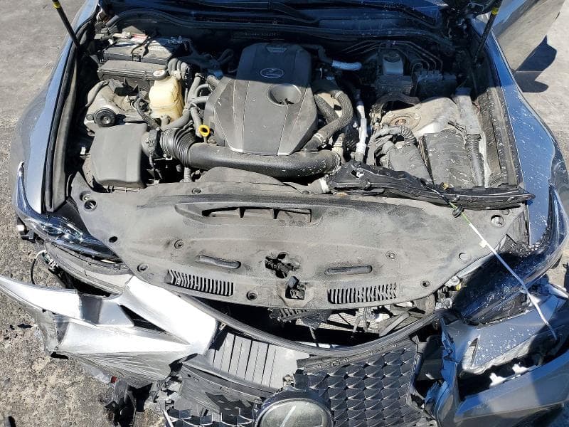 2018 LEXUS IS 300 11