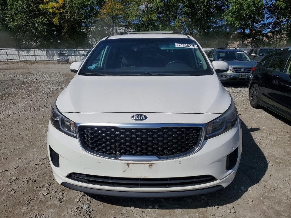 2017 KIA SEDONA LX 5