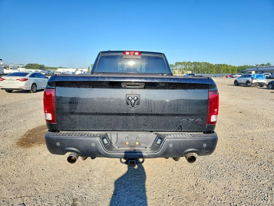 2019 RAM 1500 CLASSIC SLT 6