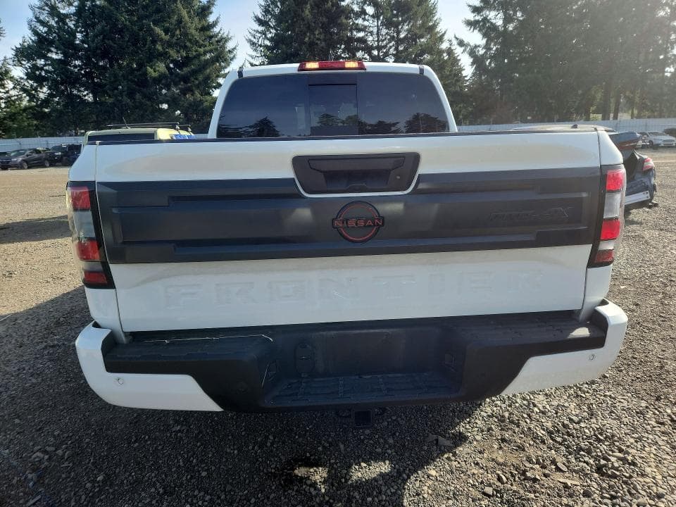 2025 NISSAN FRONTIER PRO-4X 6