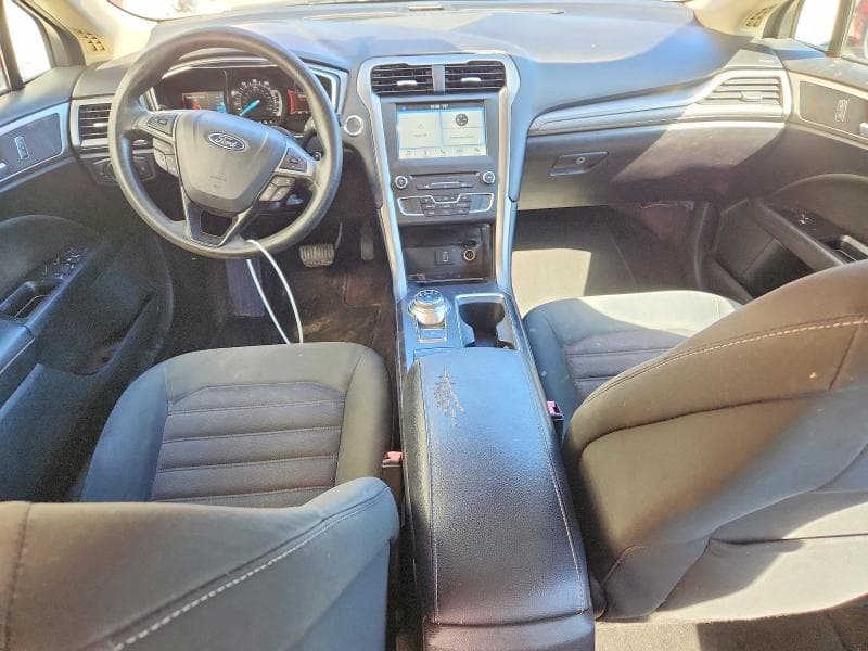 2017 FORD FUSION SE 8