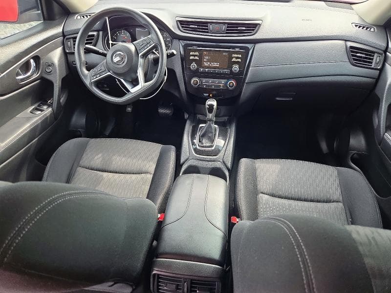 2017 NISSAN ROGUE S 8