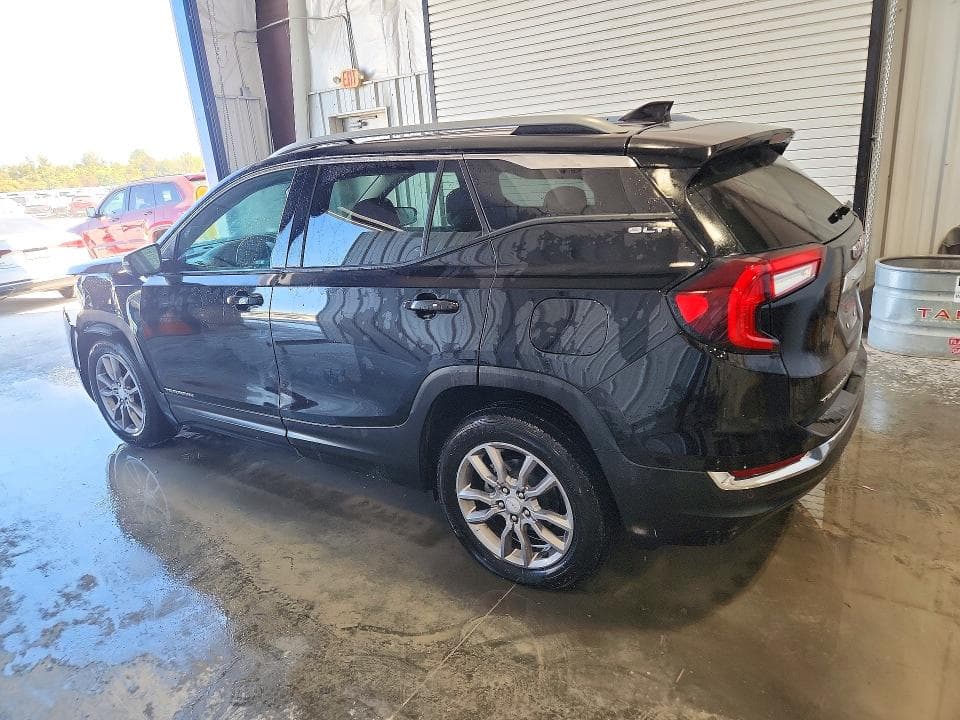 2024 GMC TERRAIN SLT 2
