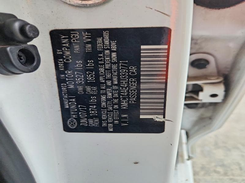 2017 HYUNDAI ACCENT SE 12