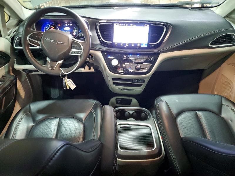 2023 CHRYSLER PACIFICA HYBRID TOURING L 8