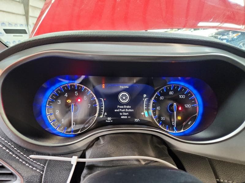 2025 CHRYSLER PACIFICA LIMITED 9