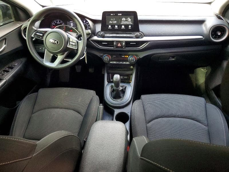 2019 KIA FORTE FE 8