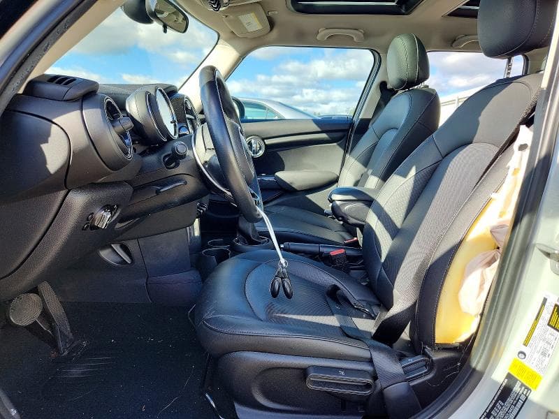2019 MINI COOPER 7