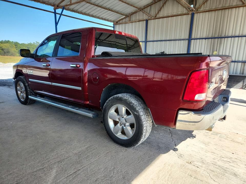 2017 RAM 1500 SLT 2