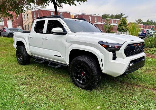 2024 TOYOTA TACOMA SR - 1