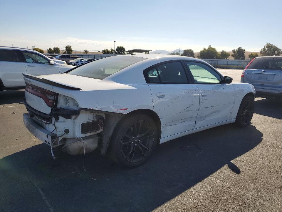 2018 DODGE CHARGER SXT 3