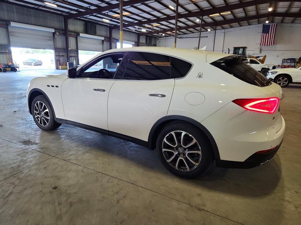2018 MASERATI LEVANTE 2
