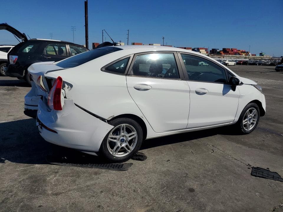 2017 FORD FIESTA SE 3