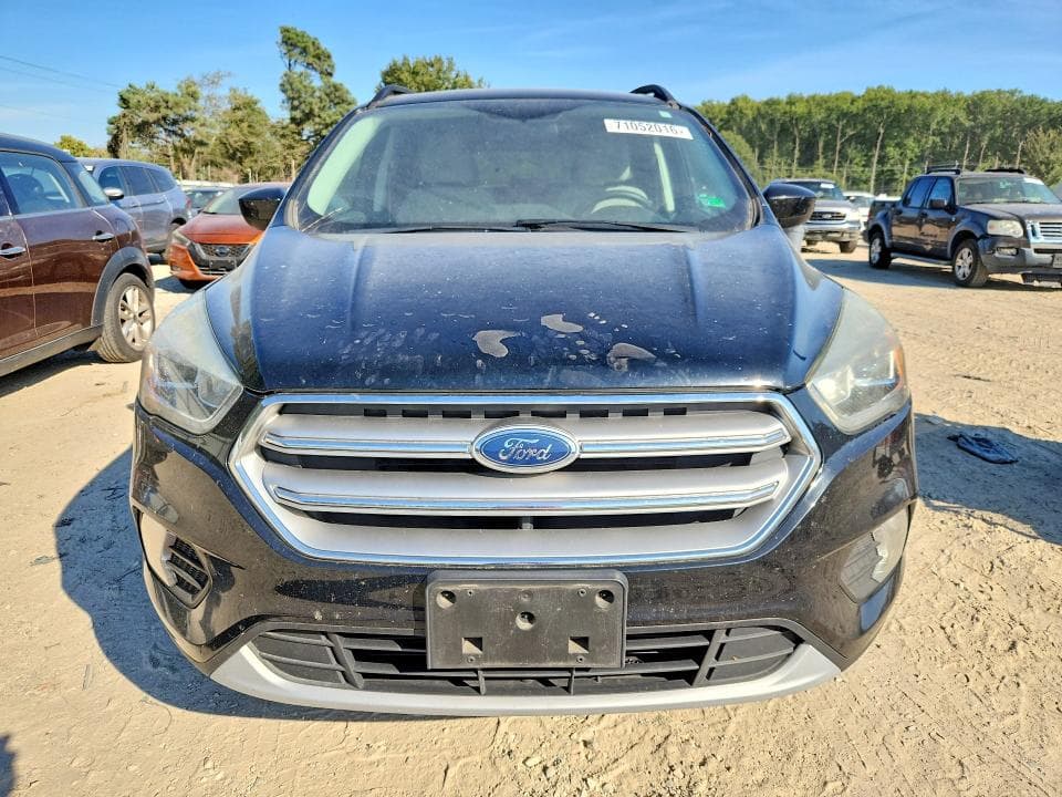 2017 FORD ESCAPE SE 5