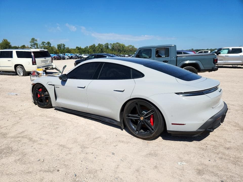 2025 PORSCHE TAYCAN GTS 2